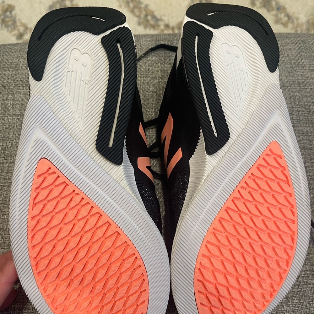 Adidas Fuel Cell Women’s Running Shoes Size 9.5 - Picture 5 of 5